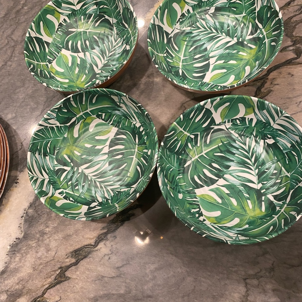 Tommy Bahama Melamine Tropical Leaf Melamine Salad Bowl - Green